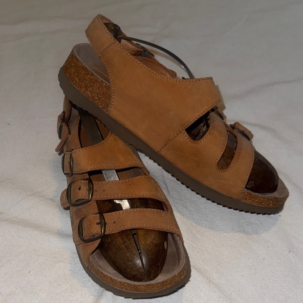 Rockport Womens 9.5  Tan Four Buckles Adjustable Straps Leather Strappy Sandals - Picture 4 of 9